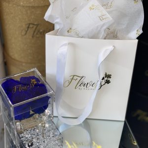 4 Preserved Roses in Acrylic Jewelry Box (Available in more colors)