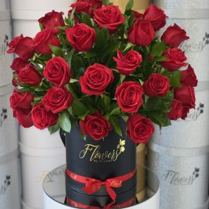 50 Fresh Red Roses & Greens
