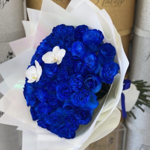 Blue Rose Bouquet