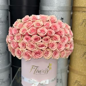 Geraldine 50 Rose Hatbox