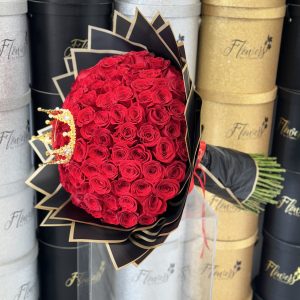 Queen Red Rose Bouquet (available in different sizes)