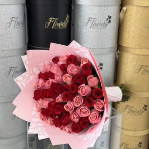 50 Rose Bouquet Pink & Red Roses